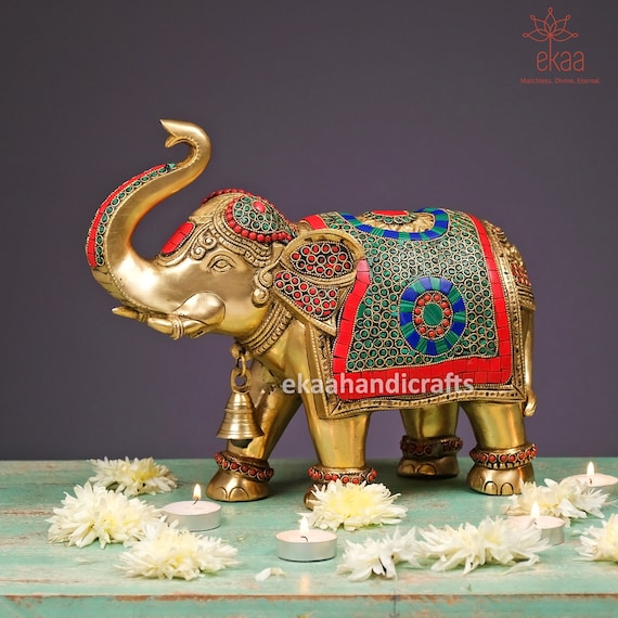 ハンドメイド真鍮製インド象のショーピース | エスニックな室内装飾