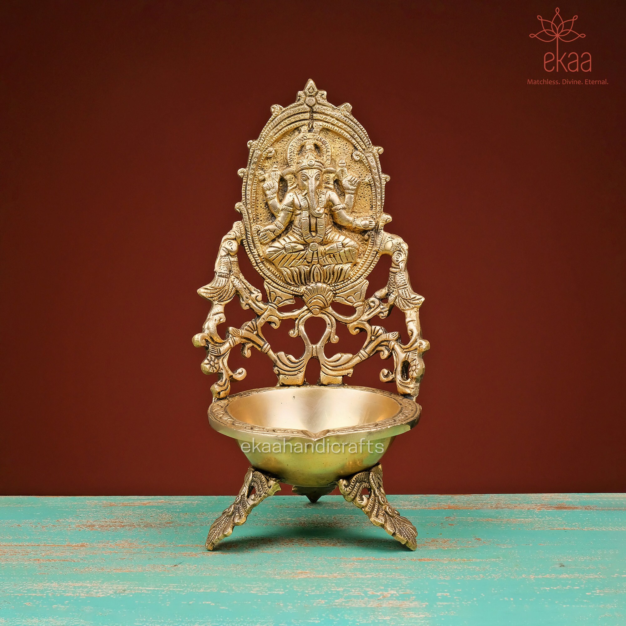 Messing-Laxmi-Ganesh-Diya – Große Öllampe Für Puja, Tempel & Heimdekoration In Goldoptik (17,8 Cm)