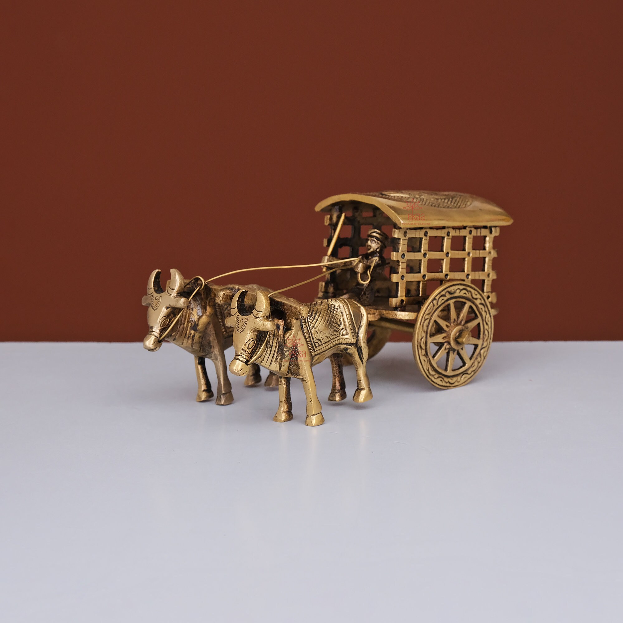 Brass Vintage Bullock Cart Showpiece, Home Decor Items Brass Vintage Bullock Cart Showpiece, Home Decor Items