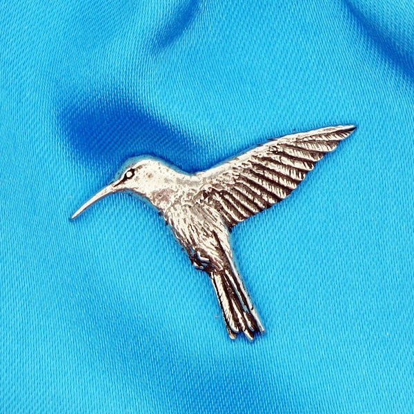 Humming Bird Pewter Silver Pin Badge