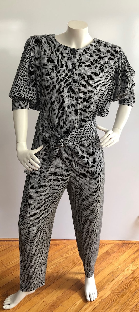1980s Women's Vintage Black and White Jumpsuit wit
