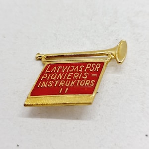 Latvian Vintage Pioneer Instructor pin Made in USSR in 1970s