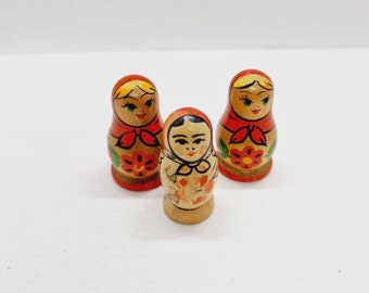 Russian vintage matryoshka - Set of 3 Vintage Russian Wooden Hand Painted Dolls Matryoshkas Made in USSR in 1970s