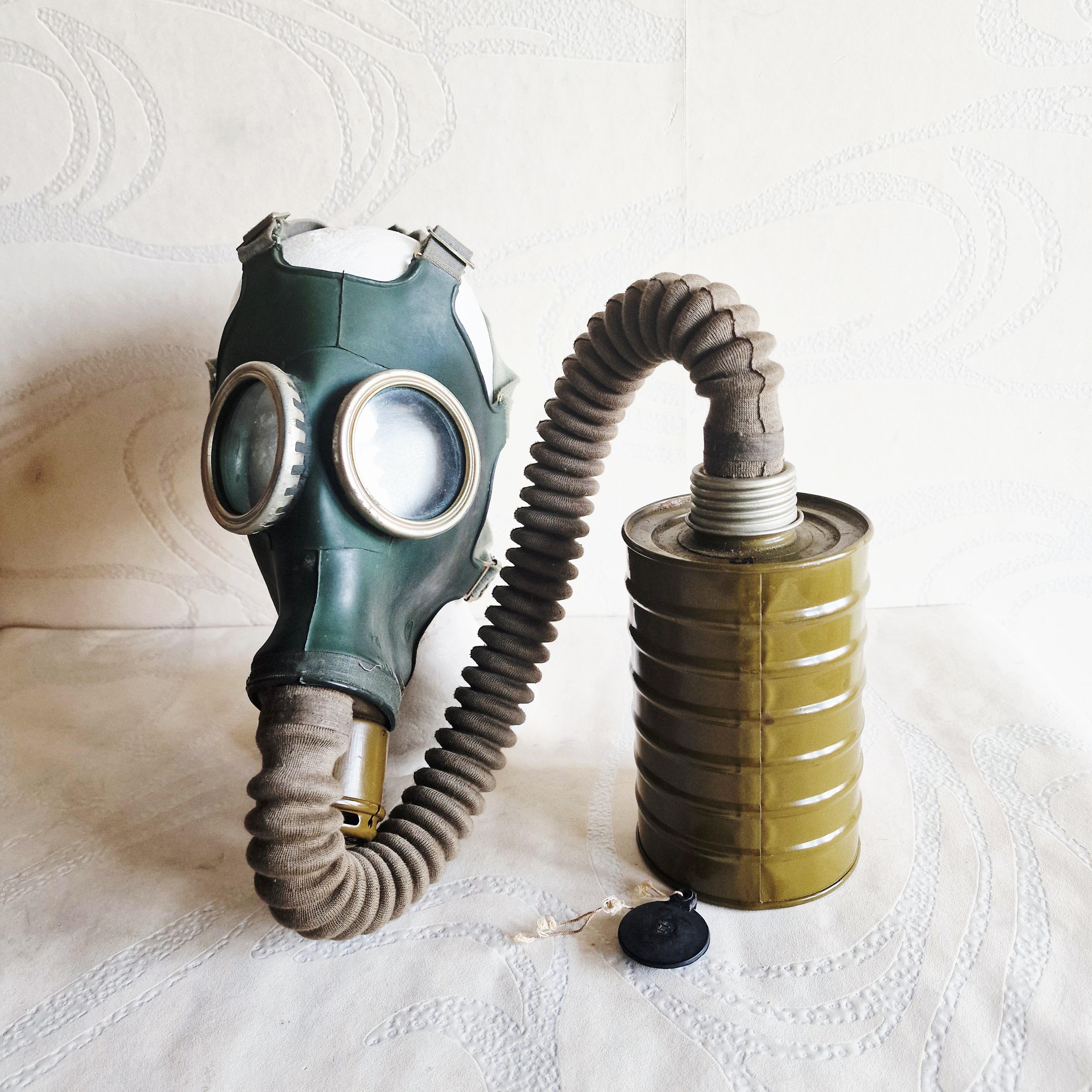 Ww2 gas mask - Etsy 日本