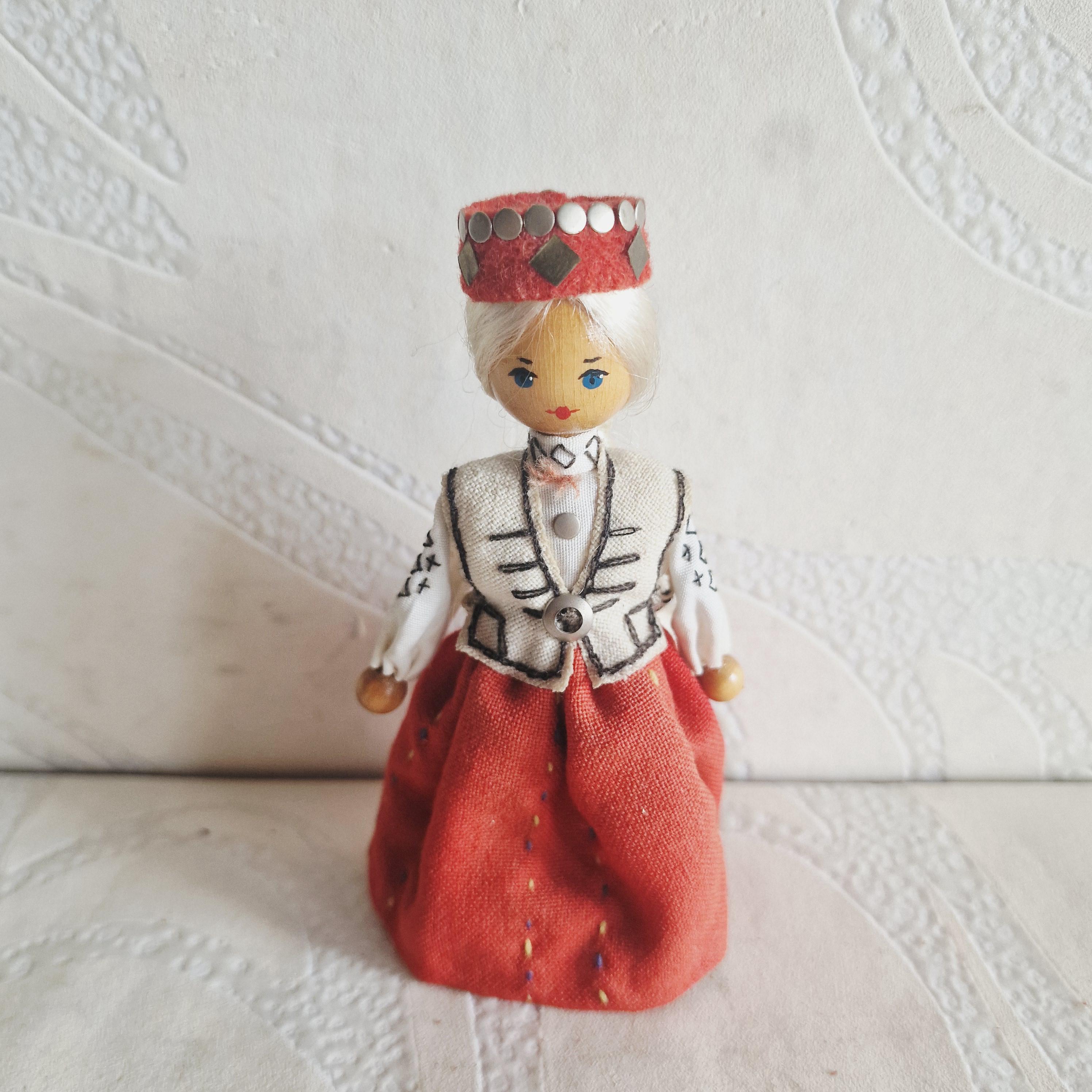旧ソ連 オダルカ 陶磁器人形 民族衣装 MADE IN USSR Vintage Latvian Traditional Doll - Vintage Wooden Doll - Latvian