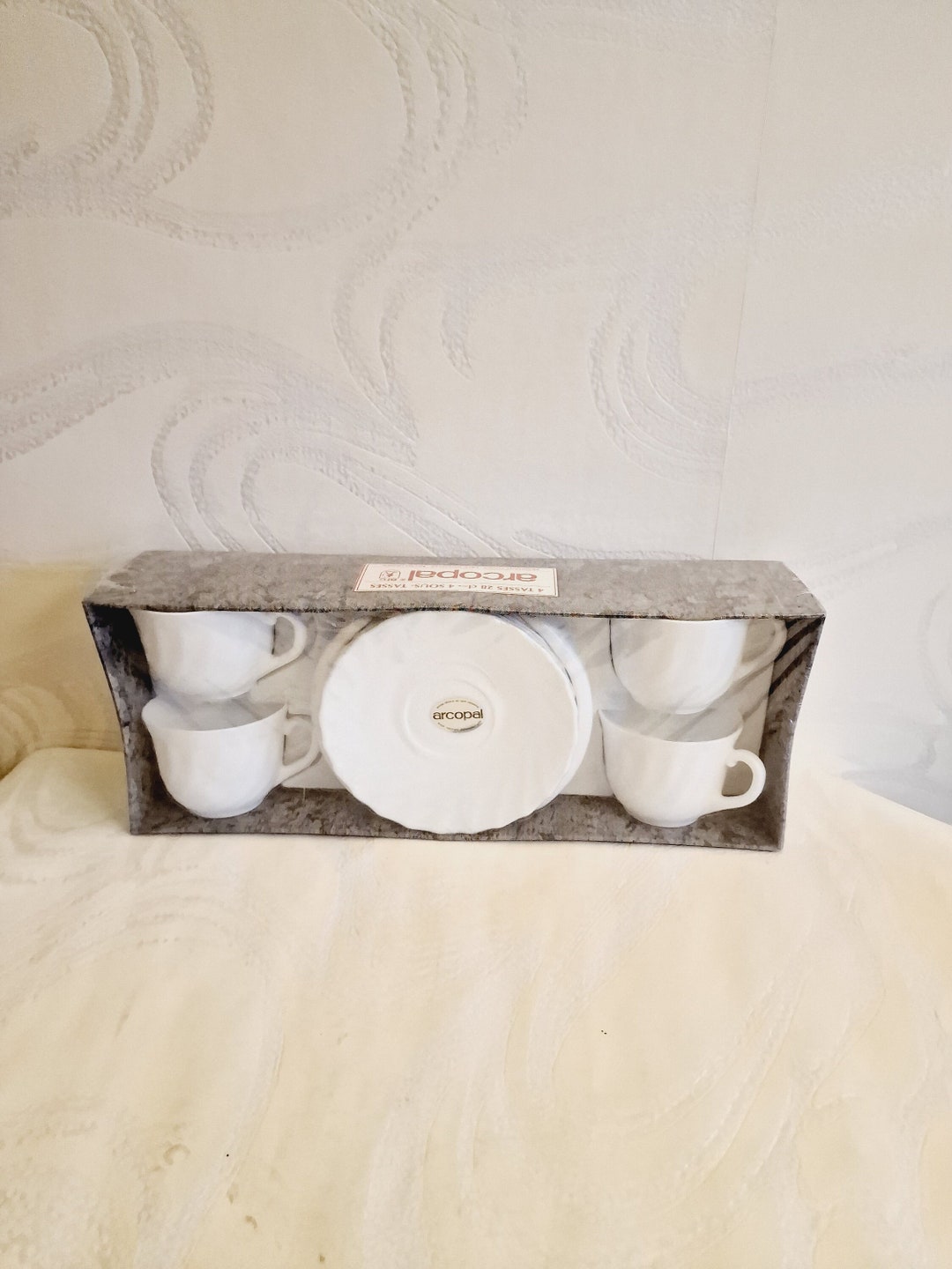 New Vintage Porcelain Set of 4 Coffee Cups and 4 Saucers Set Made in ...