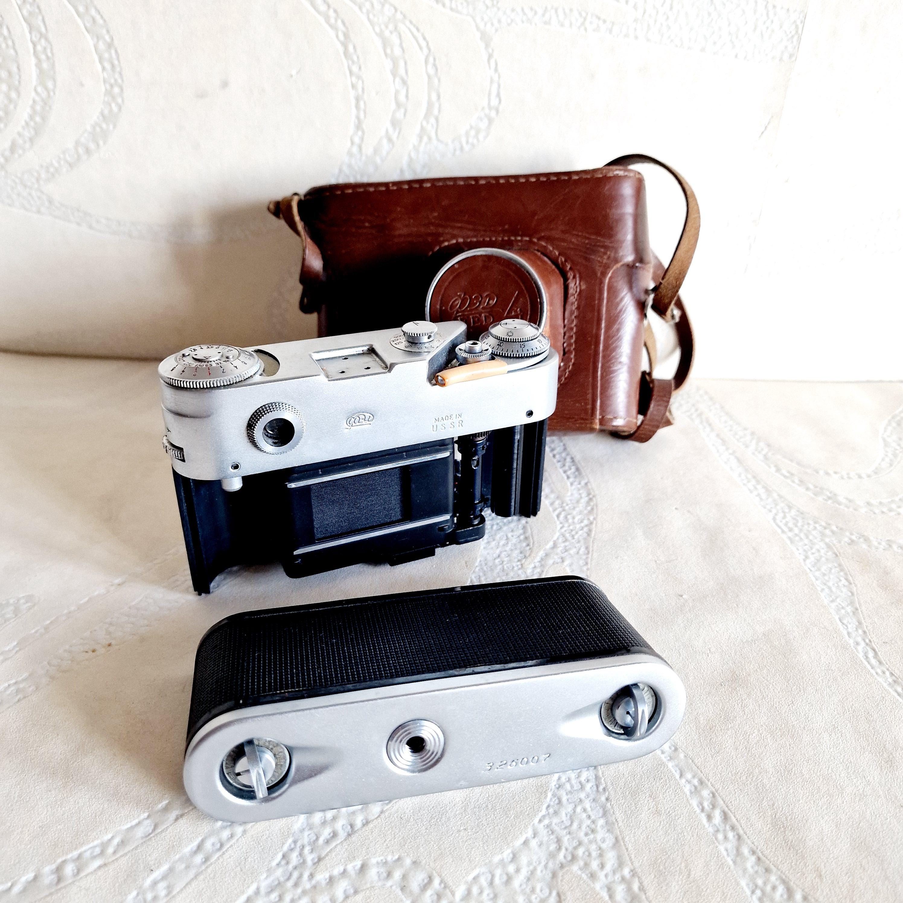 ソビエト連邦製 FED 4 オリンピック写真カメラ 35 mm 写真付き