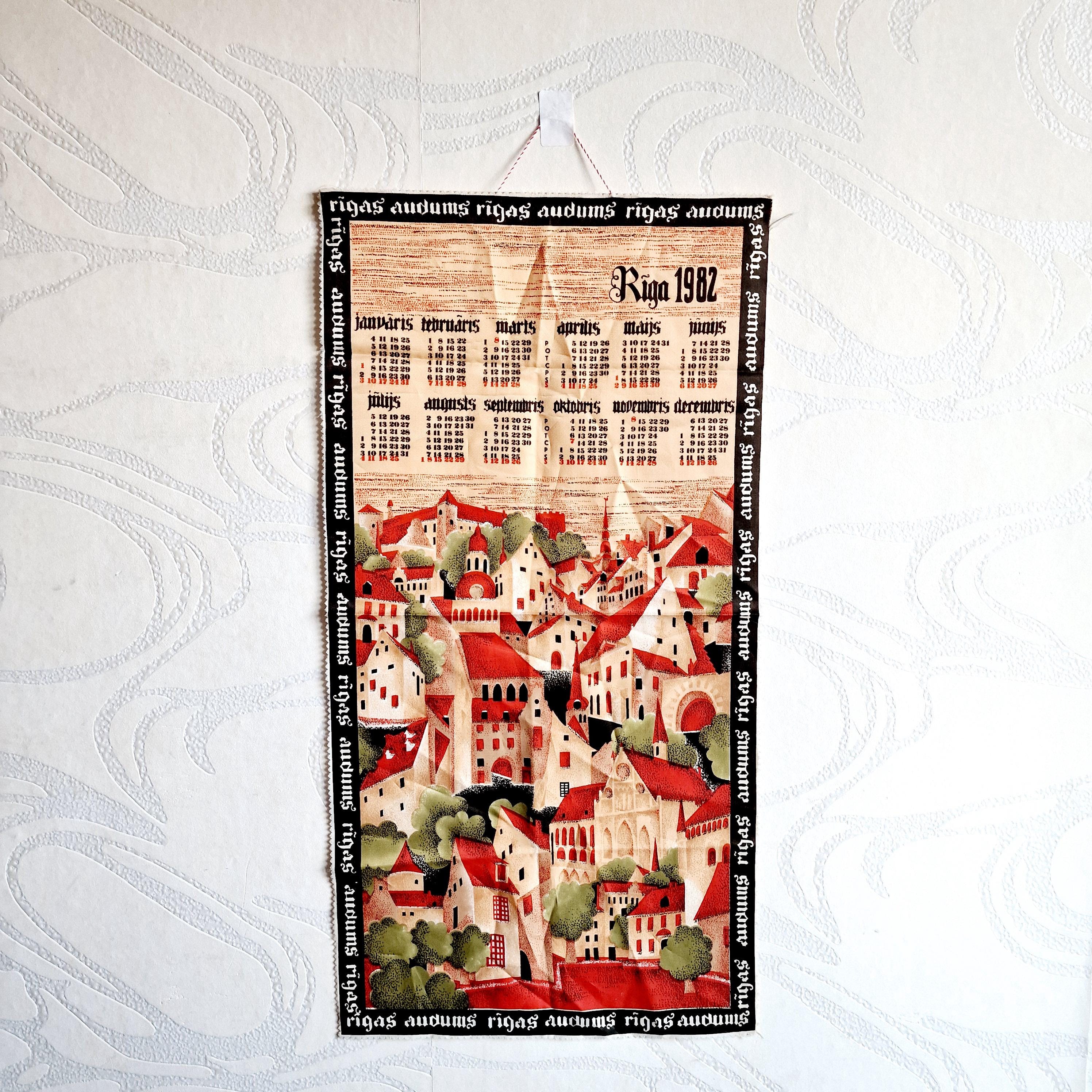 1982 fabric calendar - Etsy 日本