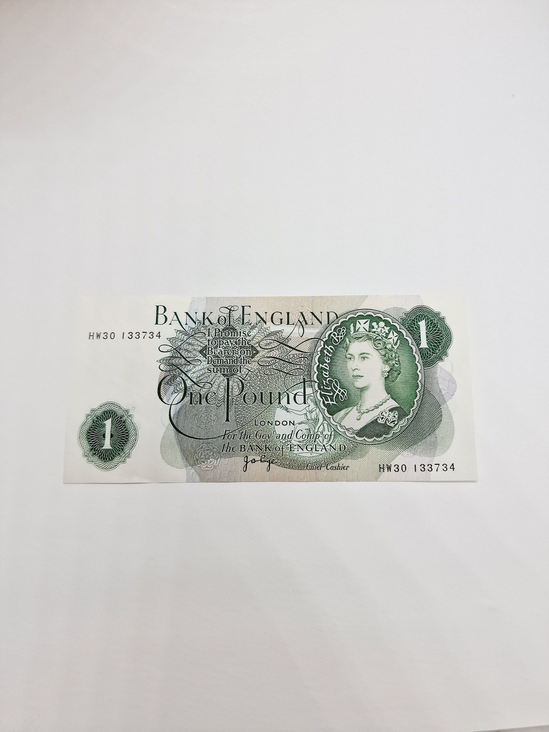 Great Britain 1 Pound issued in 1960-1970s