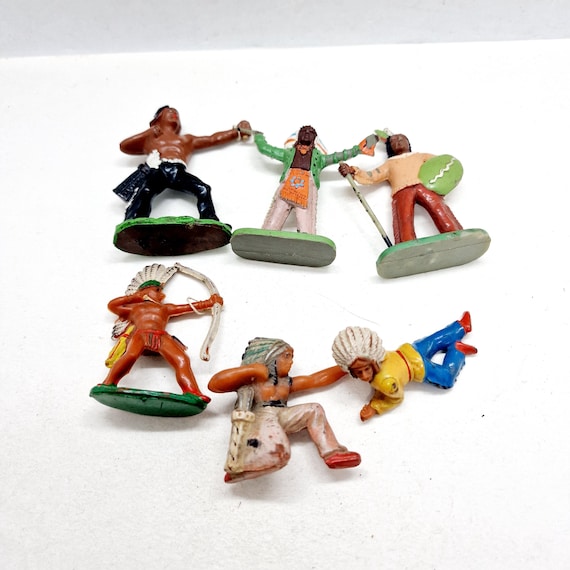 ヴィンテージ エラストリン インディアン戦士フィギュア - 1970年代