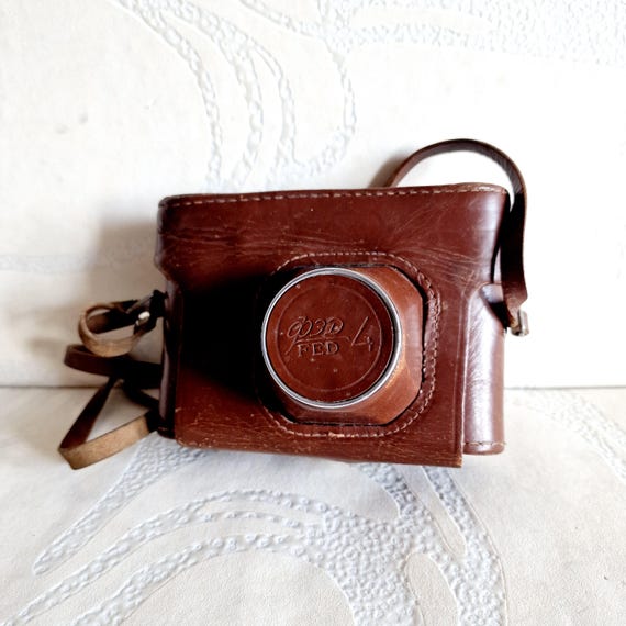 ソビエト連邦製 FED 4 オリンピック写真カメラ 35 mm 写真付き