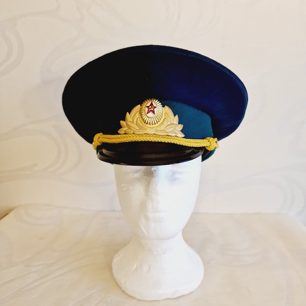 Chapeau d'officier de haut rang militaire soviétique fabriqué en URSS dans les années 1980