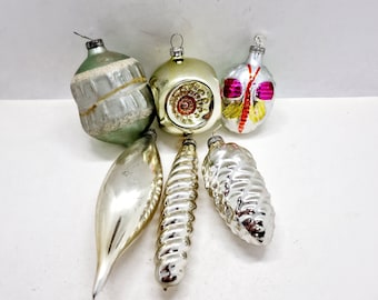 ヴィンテージ ソビエト時代の赤いガラス製クリスマスオーナメント 16