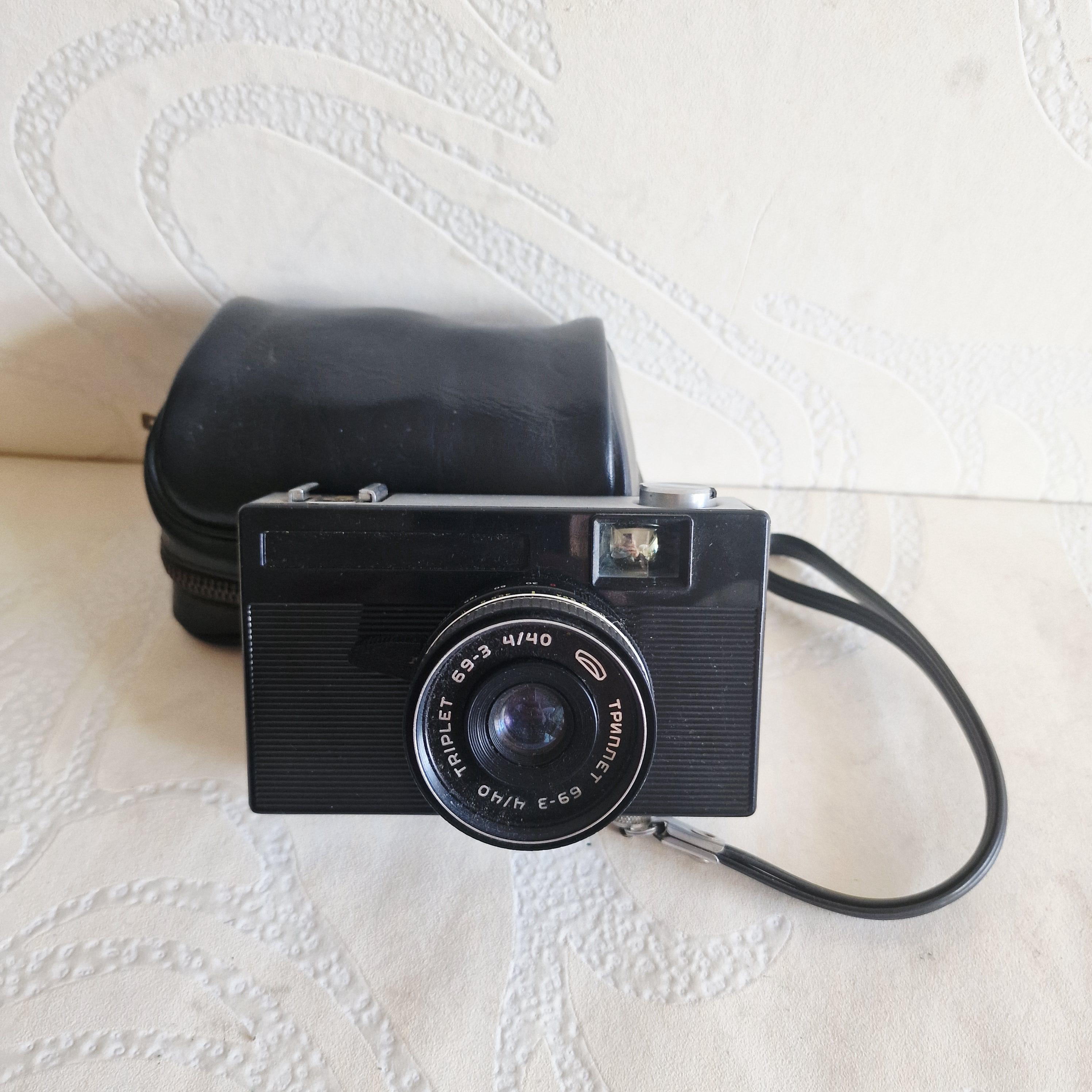 ソ連製１９７０年代のカメラ ソビエトヴィンテージ ヴィリアオートフォトカメラ 35 mm 写真付き
