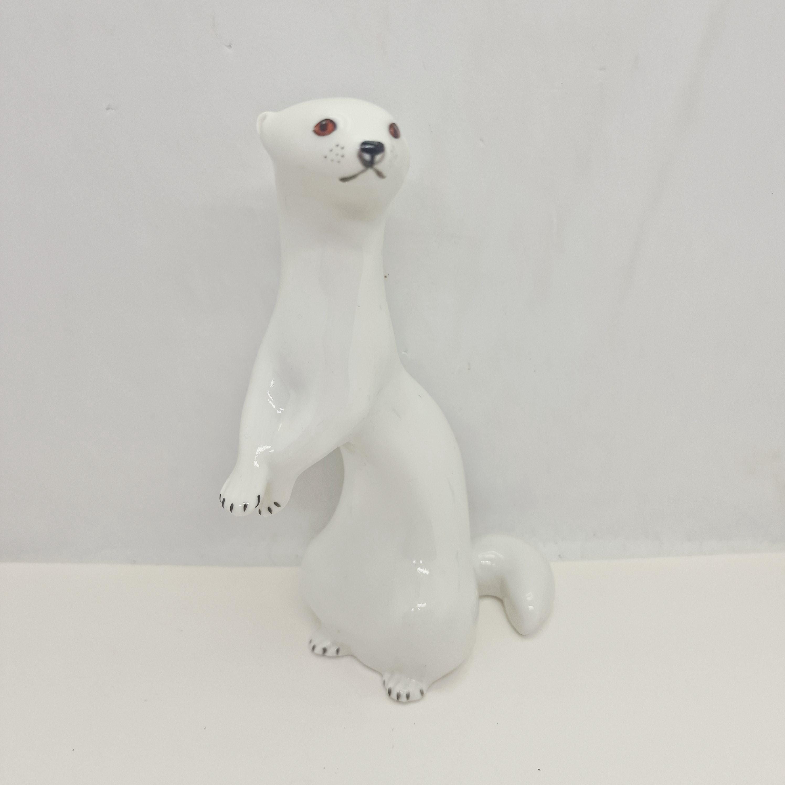 Vintage Soviet Lomonosov Porcelain Figurine of a Standing White
