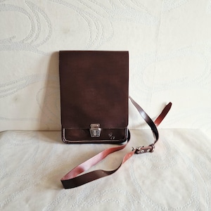 Soviet Army Officer's Kirza document or map bag, case made in USSR in 1970s