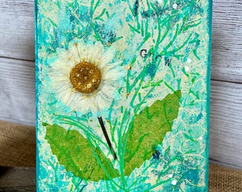 Pressed Daisy Mixed Media Art 5x7