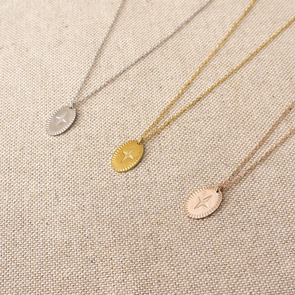 Collier AMANDA pendentif en acier inoxydable avec motif étoilé couleur doré ou rose gold ou argenté