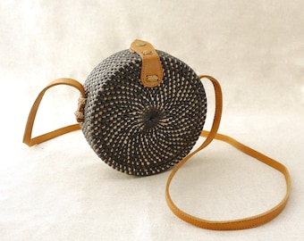 RODETTE handbag in Balinese rattan made of ecological craftsmanship in natural materials and from fair trade