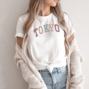 TOKYO Shirt, Tokyo T-shirt, Japan College Style Tshirt, Anime Shirt, Tokyo Japan Gifts, Cute Tokyo, Tokyo Souvenirs, Trendy Unisex Eco Tee