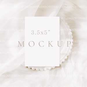 Details bruiloft kaartmodel 3,5 x 5 kaart mock-up uitnodigingsmodel bruiloft briefpapier mockup uitnodiging flatlay minimalistische kaartmodel