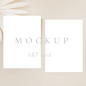 5x7 dubbele kaart mockup Bruiloft uitnodiging mockup Wenskaart mockup Bruiloft briefpapier mockup Minimalistische mockup baby shower mockup