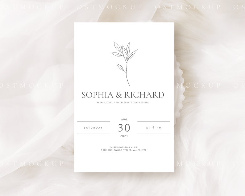 Pode incluir: Um convite de casamento minimalista com um desenho simples de um ramo com folhas. O convite &eacute; para Sophia & Richard, e o casamento est&aacute; marcado para s&aacute;bado, 30 de agosto de 2021 &agrave;s 16h no Westwood Golf Club em Vancouver.
