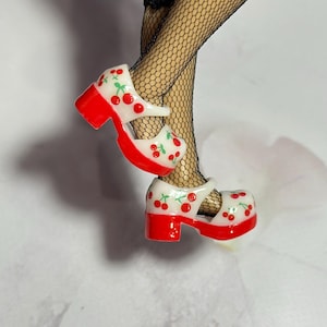 Handmade Cherry Blythe Shoes: 3D Printed Doll Boots
