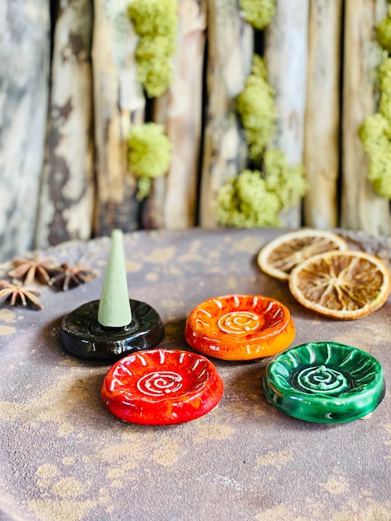 Handgemachte Keramik Untersetzer, Geschenk, Weihrauch Untersetzer, Wohnkultur, Geschenk, Kerze Untersetzer, kleiner Teller für Stumpenkerze, Keramik Kerzenhalter