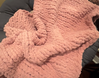 Adult Sized Chunky Knit Throw Blanket