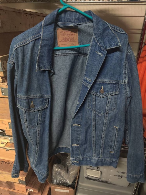 Jean Jacket - Women's Large - Levis