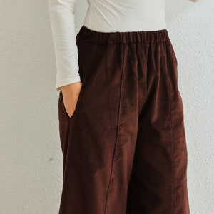 Pantalon en velours côtelé de coton, taille élastique, pantalon chaud et doux pour femme, pantalon ample, sarouel décontracté, automne hiver, pantalon long rétro à jambe large image 7