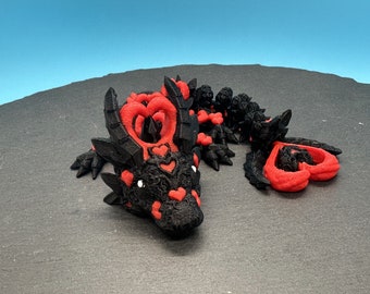 Flexi Dark Heart Dragon Fidget Toy, Articulated Gothic Dragon, 3D Printed ADHD Desk Toy, Dragon Lover Gift, Kawaii Sensory Stress Relief