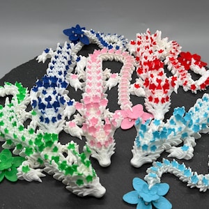 3D-geprinte lange draak met kersenbloesem, flexi-draak, fidget lange draak met kersenbloesem, gelede draak met lange bloemen, kerstfidget