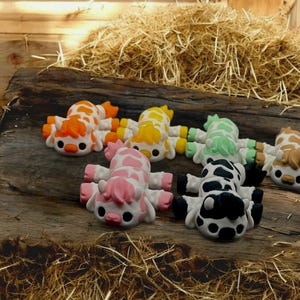 Articulated Cow Friends & Halloween Cow, Flexi Chocolate Cow, 3D Printed Strawberry Cow, Fidget Friends, Banana Cow, Halloween Pumpkin Cow