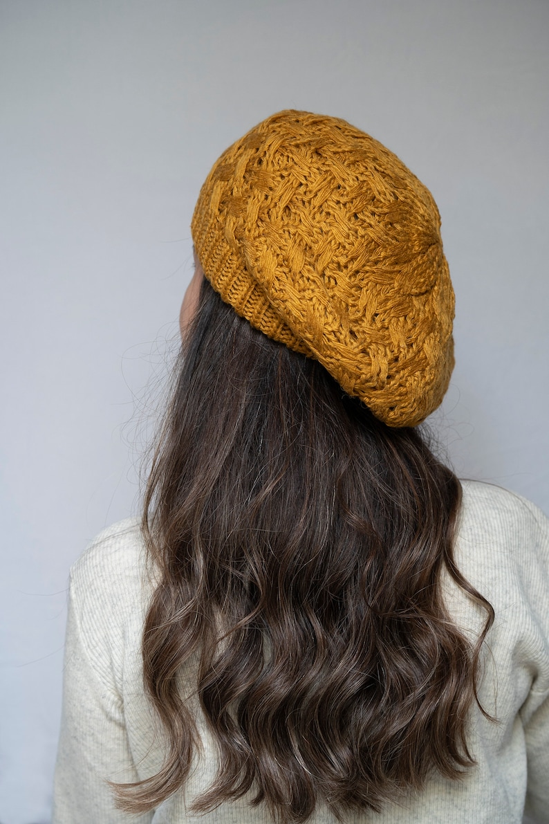 Bonnet tricoté pour femme, béret d'hiver de 17 couleurs différentes pour femme, bonnet pour femme, bonnet au crochet chic d'artiste français, cadeau pour elle, RSSM image 4