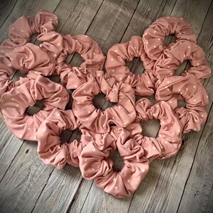 Mauve Tiny Hearts Scrunchie