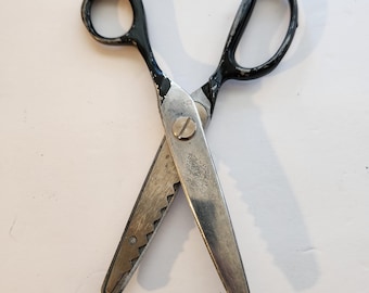 Vintage Pair of Tailor's 7" Pinking Sheers Scissors Crafting Art Decor Industrial Antique Collector Cutting Craft Display Studio Fabric