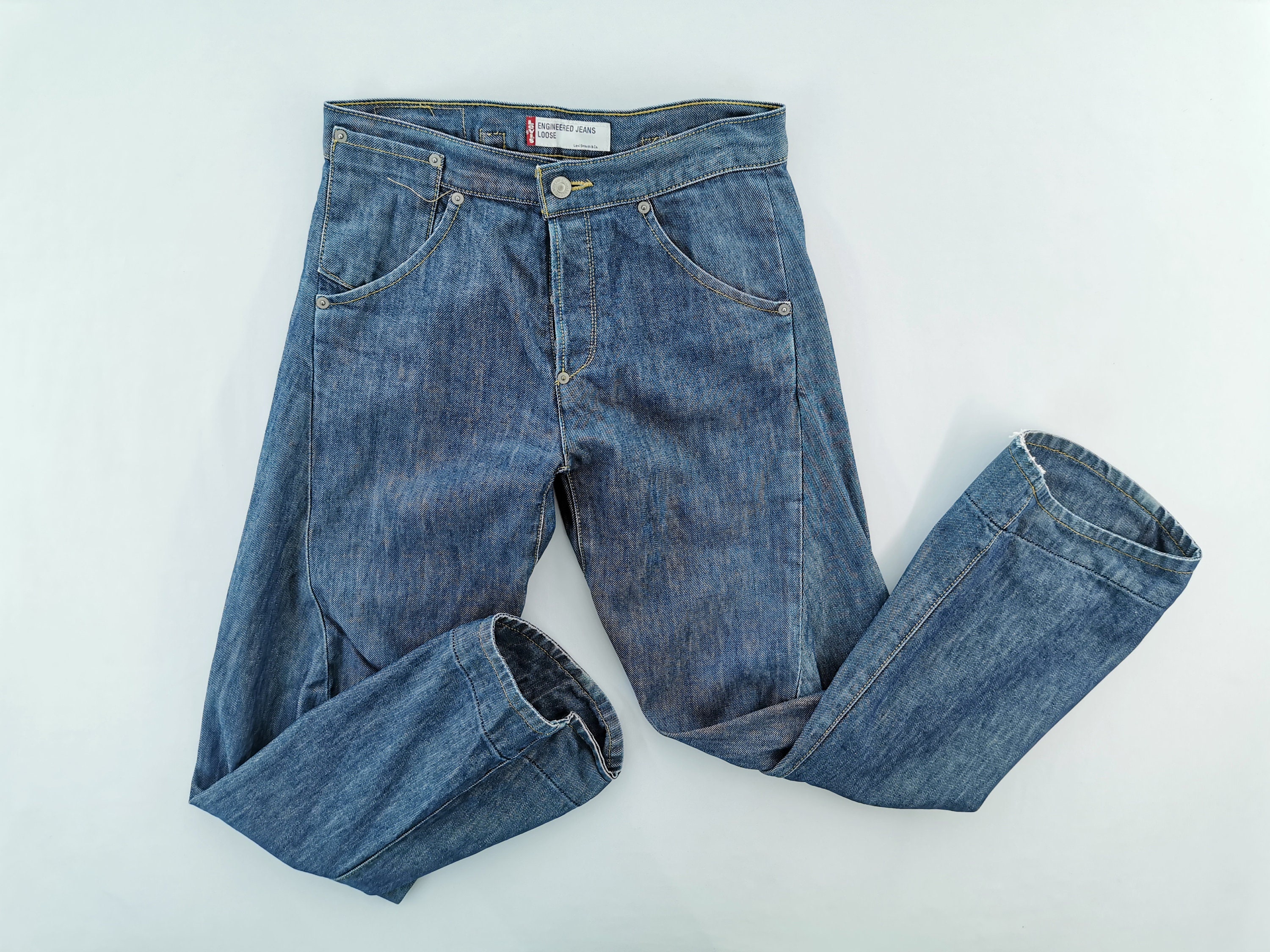 size 30 in levis