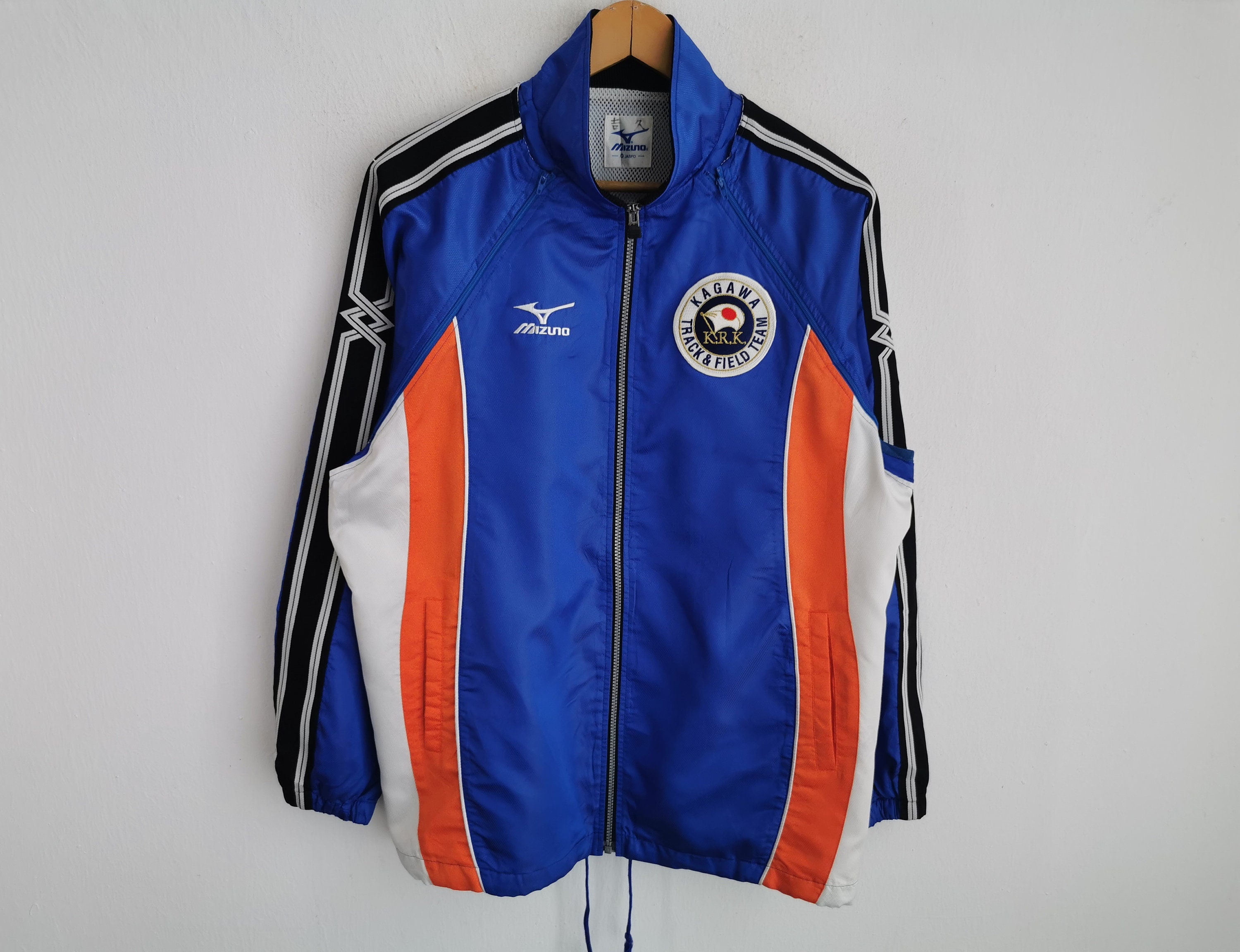 Mizuno jacket price sales