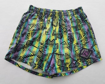 World Tour Pants Size M Vintage World Tour Short Beach Pants Size M
