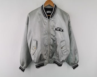 Chaqueta Crystal Black de Oaksleaf, talla L.
