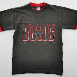 Chicago Bulls Shirt Vintage Chicago Bulls By Salem Sportswear Made In USA T Shirt Size M