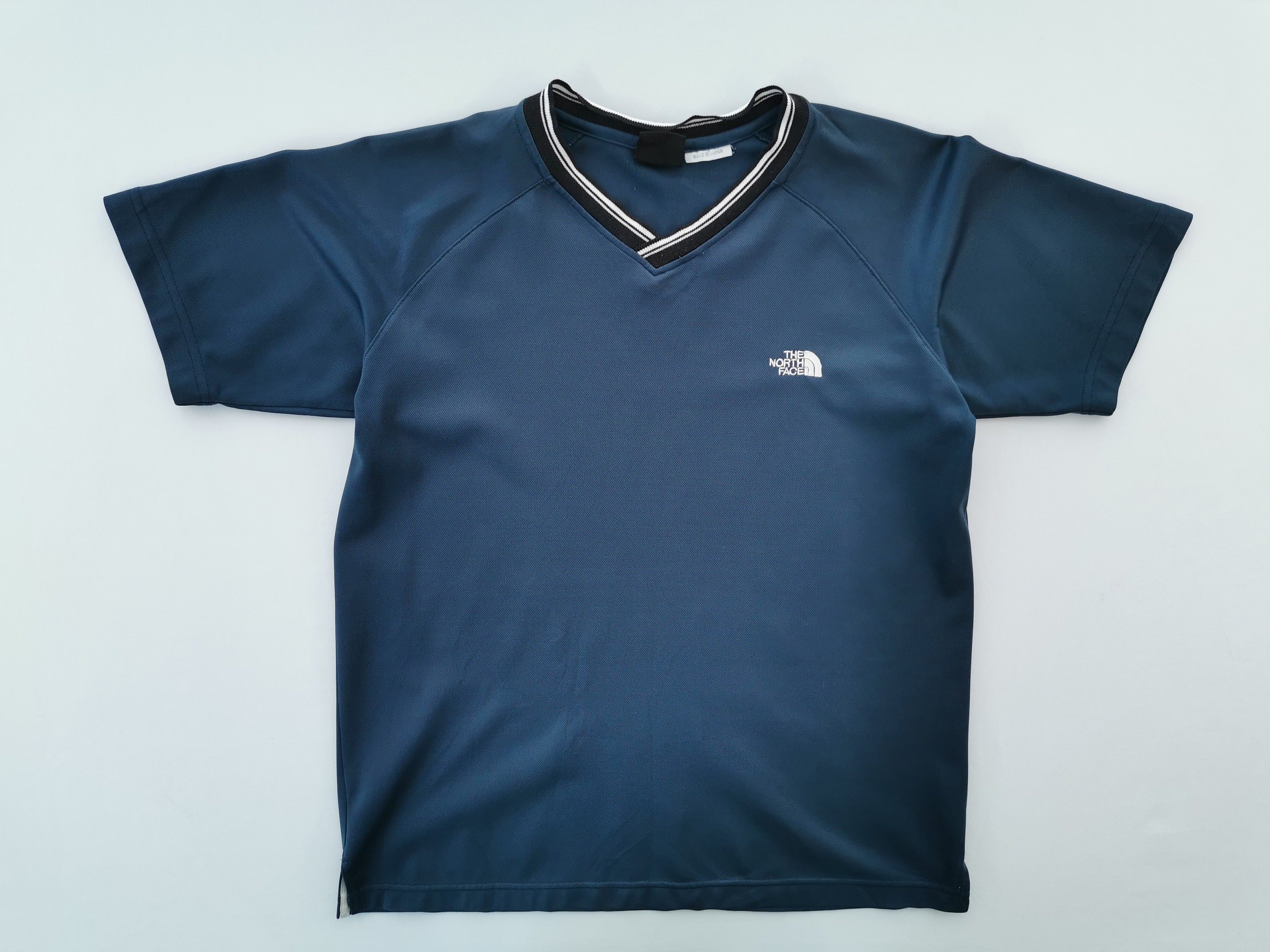 90s North Face Tees - Etsy 90s North Face Tees - Etsy