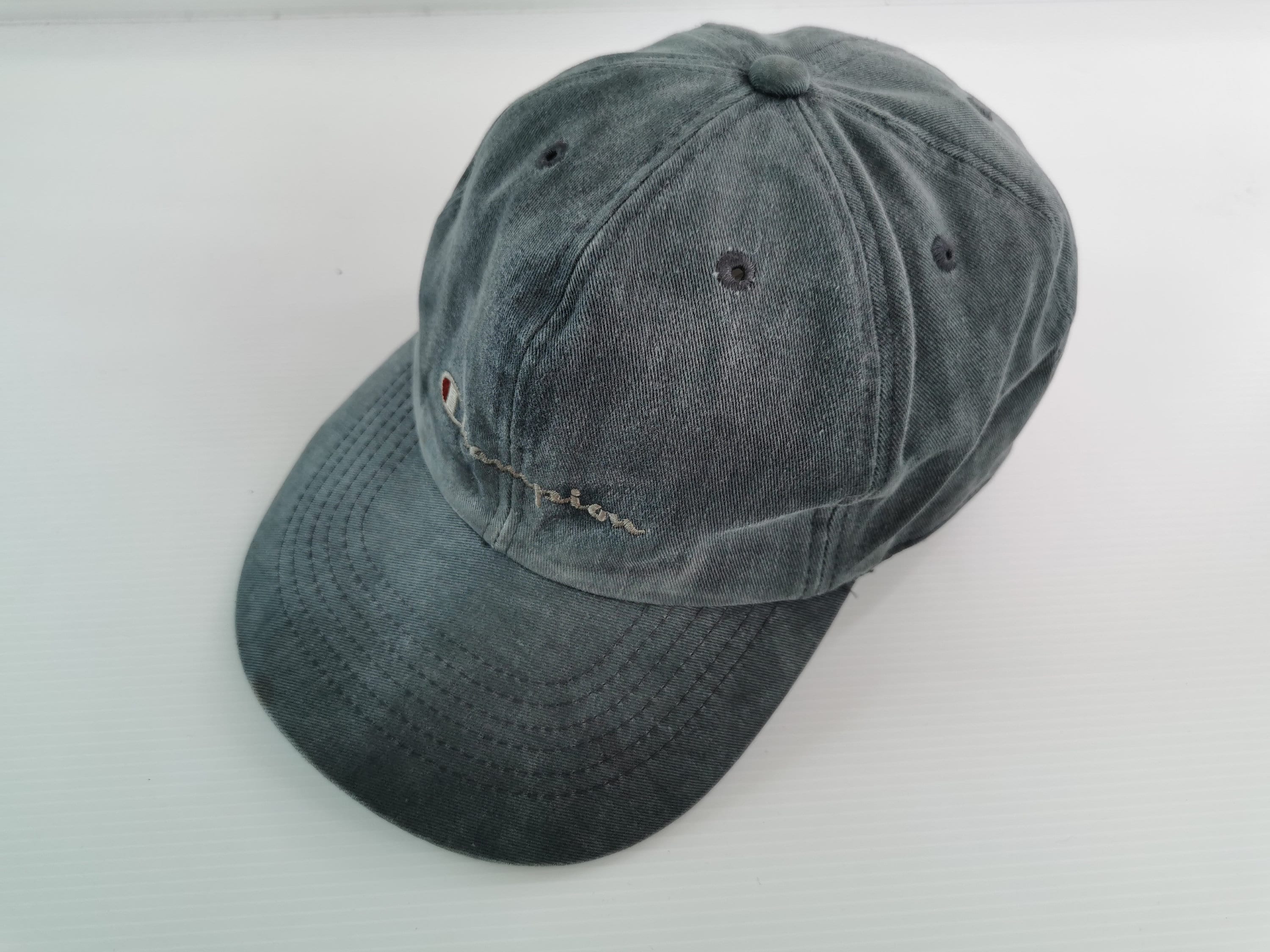 90年代ビンテージWinston ChampionキャップMade in USA champion usa製 ヴィンテージ キャップ/チャンピオン スパーク