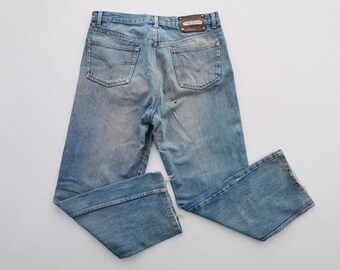 Pantalones vaqueros Cesare Paciotti desgastados estilo vintage, fabricados en Italia, talla 32/33x29.