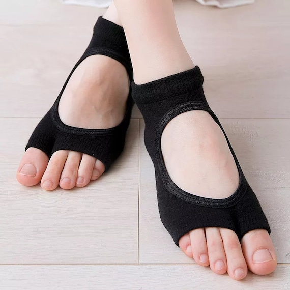 Anti-slip Yoga Socks, Two Toe Sock Ventilation 