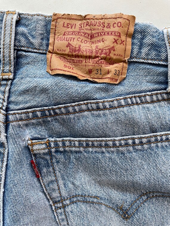 VTG 80s Light Wash 501 LEVIS 29x32 - image 3