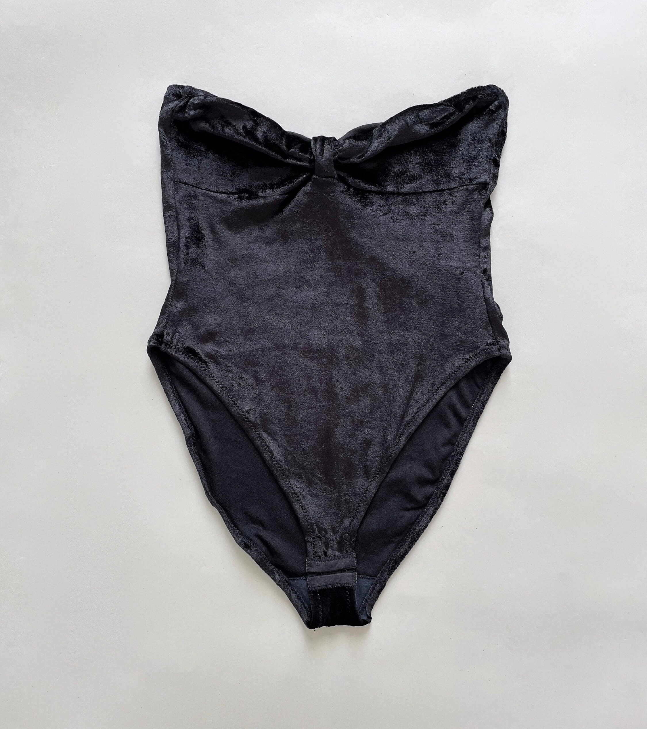 Satinoah - Velvet Strapless Bodysuit Top