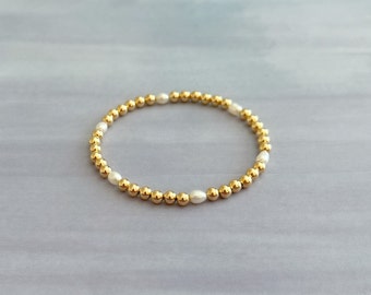 14k Gold Filled & Freshwater Pearl Beaded Stretch Bracelet | 4mm Round gold bead and freshwater pearl elastic stacking bracelet, gift